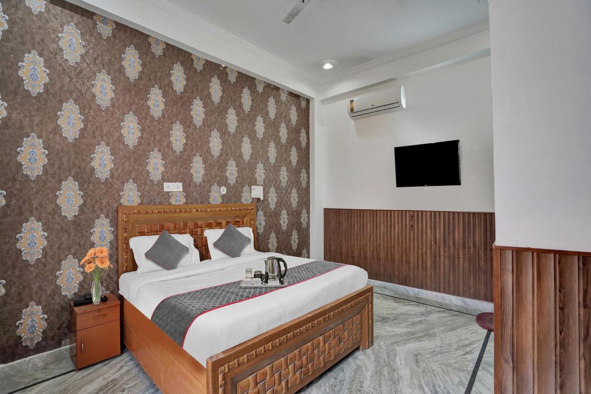 Готель Collection O Samira Residency Near Botanic Garden Of Indian Republic Нойда Екстер'єр фото