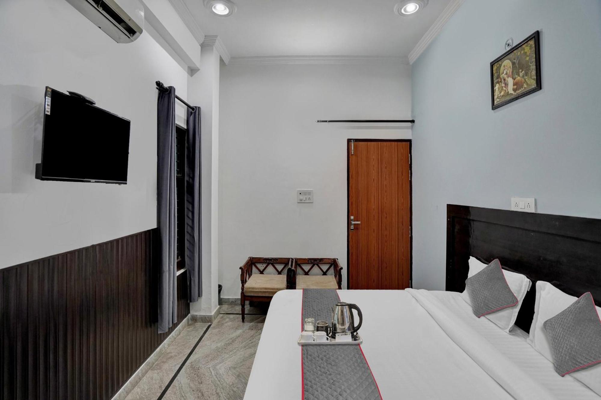Готель Collection O Samira Residency Near Botanic Garden Of Indian Republic Нойда Екстер'єр фото